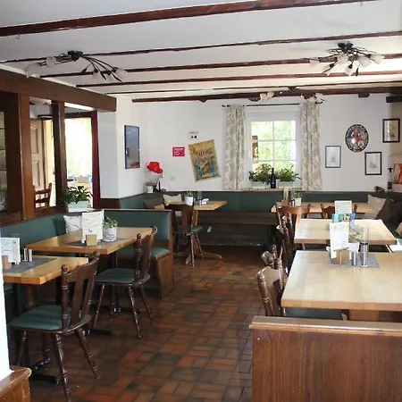 Landgasthof Zum Haeuschen 3*