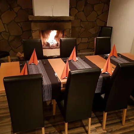 Fogadó Landgasthof Zum Haeuschen