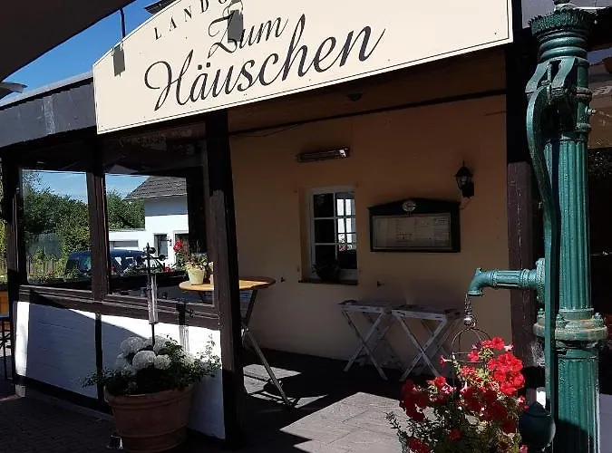 Landgasthof Zum Haeuschen 여관 3*